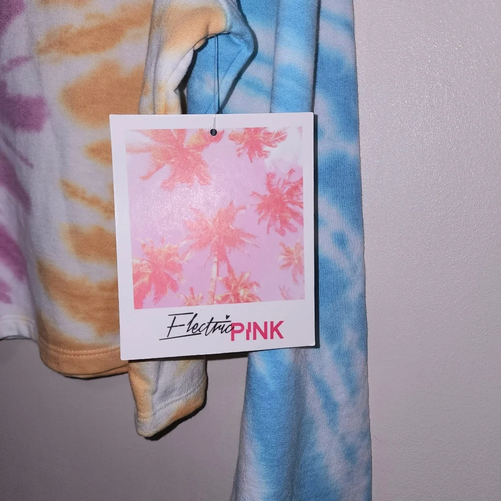 Electric Pink Tie Dyed Cropped Sweatshirt - Picture 4 of 5